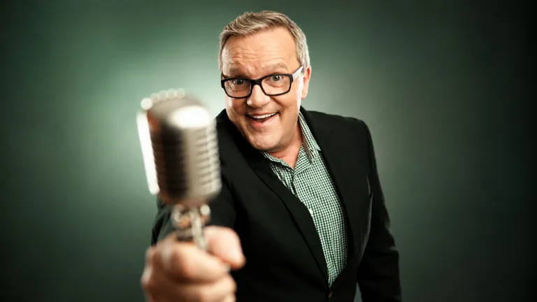 Mark Lowry